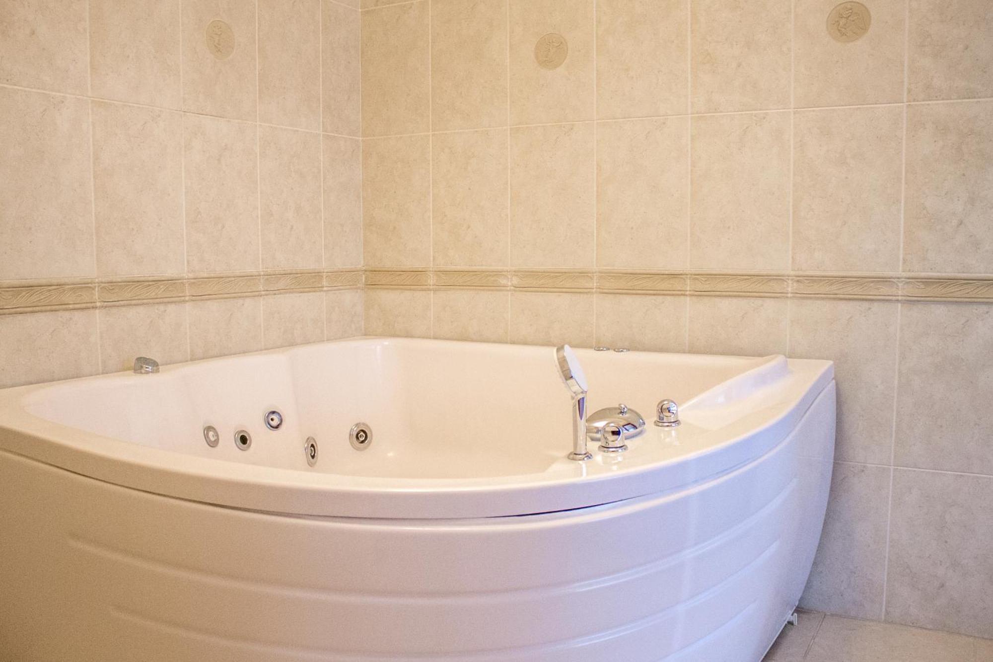 Hotel Aqvium à Dnipro Extérieur photo