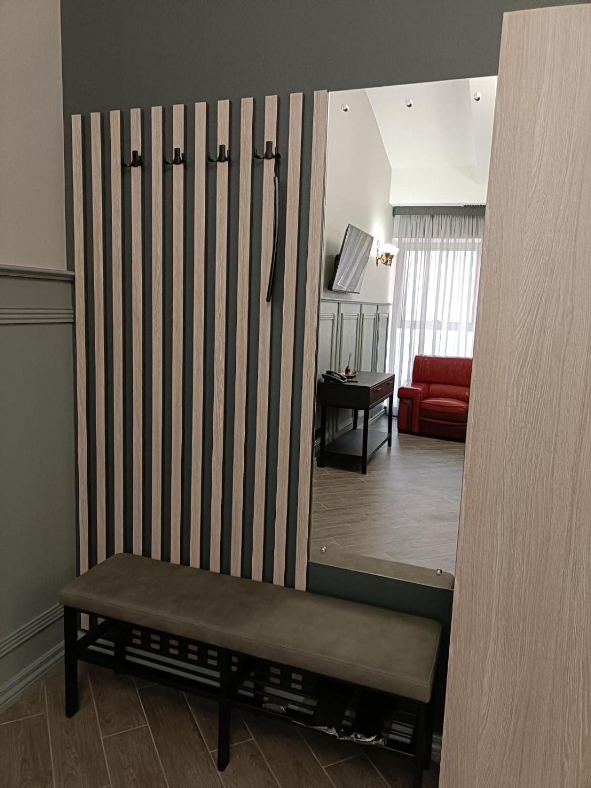 Hotel Aqvium à Dnipro Extérieur photo